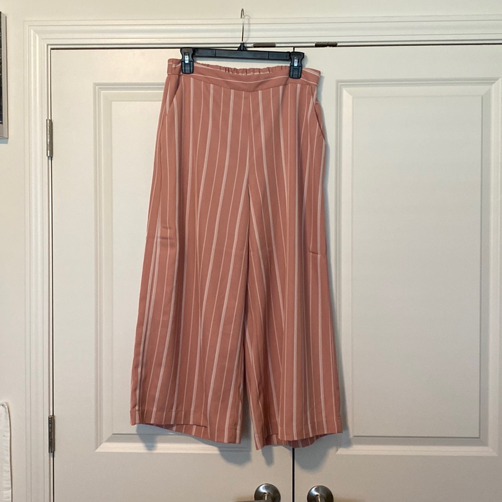 Striped wide leg pants